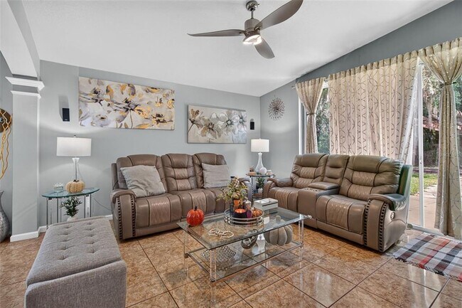 Building Photo - 1234 Hill Flower Dr