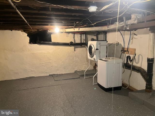 Building Photo - 2424 S Millick St