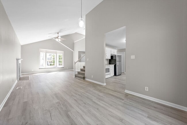 Building Photo - 3792 McAllister Dr