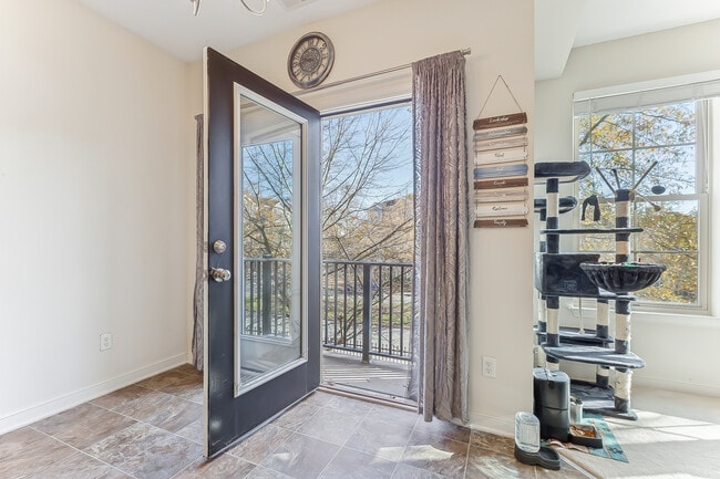 Building Photo - 116 Zenith Loop