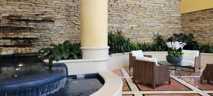 Building Photo - 20281 E Country Club Dr