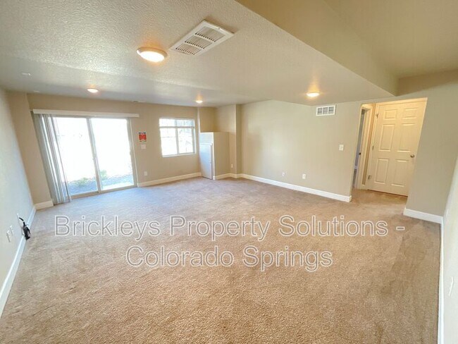 Building Photo - 6706 Golden Briar Ln
