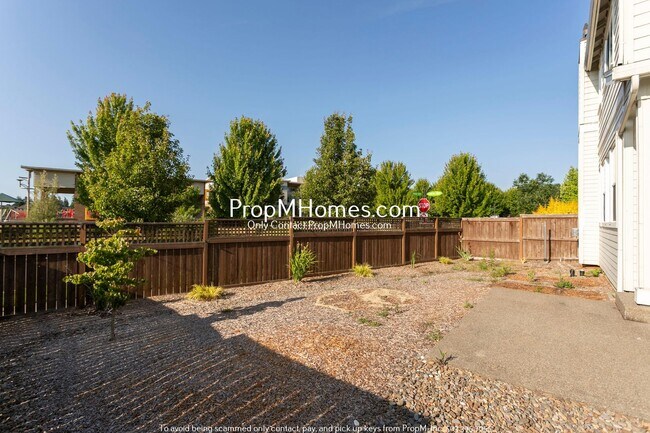 Building Photo - Luxury Four Bedroom Home in Villebois - Co...