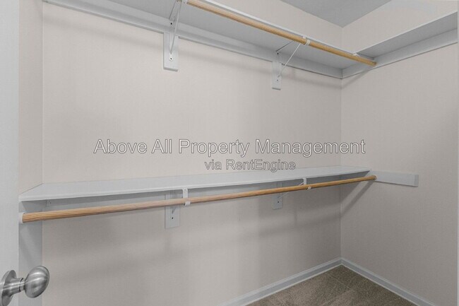 Building Photo - 1202 Belhaven Rd