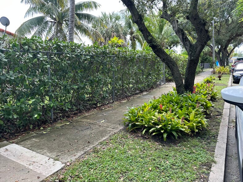 Building Photo - 2024 Taylor St