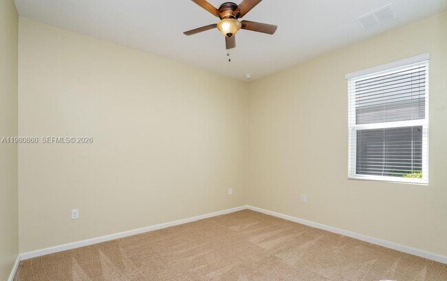 Building Photo - 744 Remington Green Dr SE