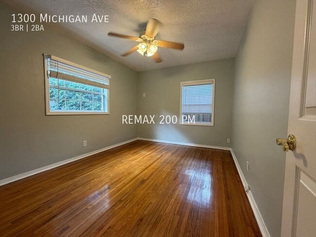 Building Photo - 1300 Michigan Ave