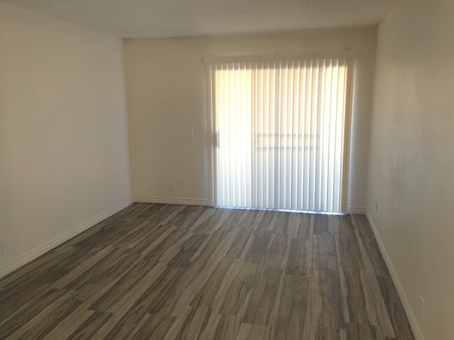 Building Photo - 3151 N Soaring Gulls Dr