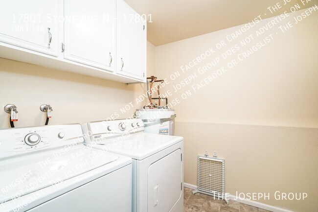 Building Photo - 17801 Stone Ave N