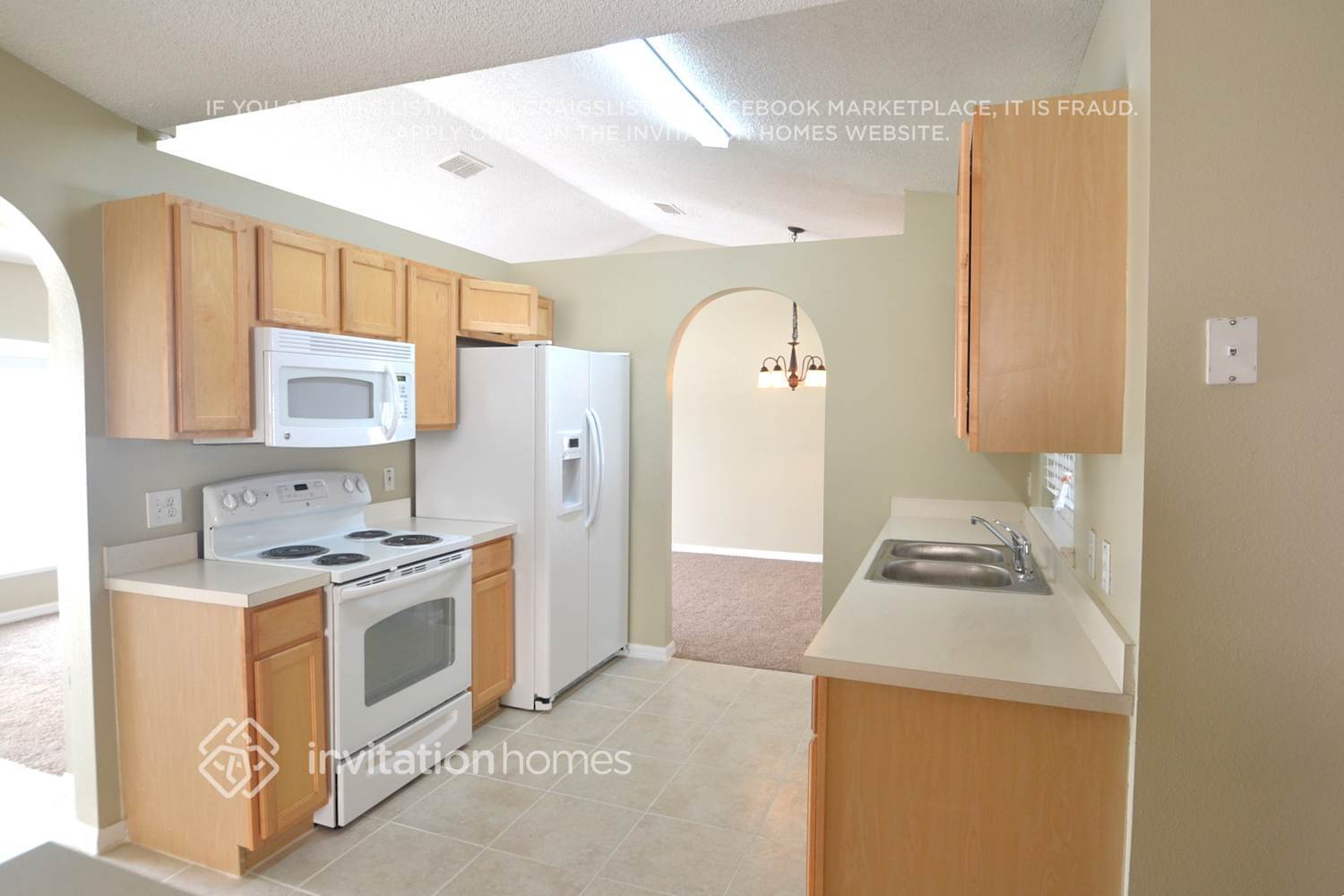 Building Photo - 5148 Laval Dr