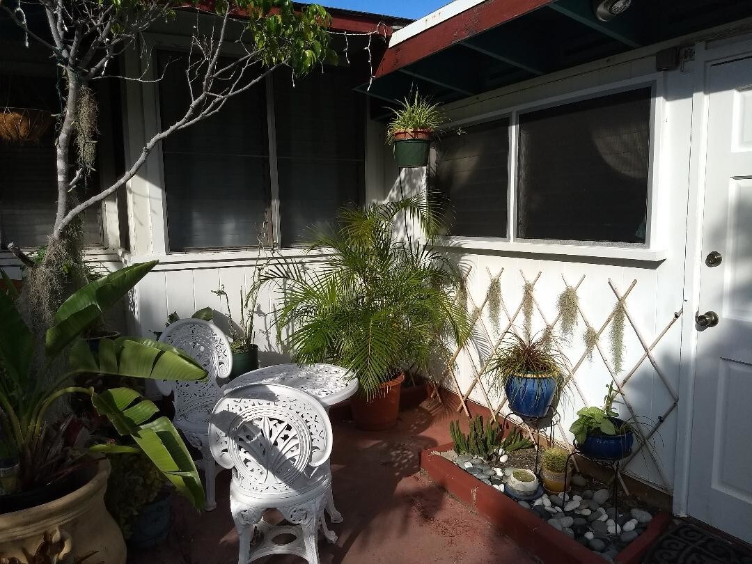 Building Photo - 3727 Anuhea St