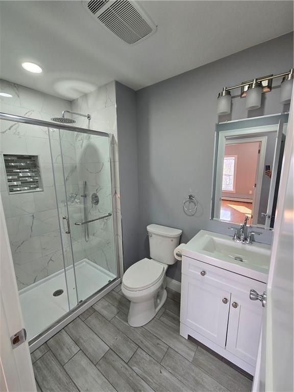 Building Photo - 169 Knight St