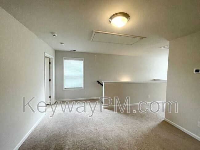 Building Photo - 4136 Thimbleberry Dr