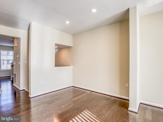 Building Photo - 107 Alderman Wy