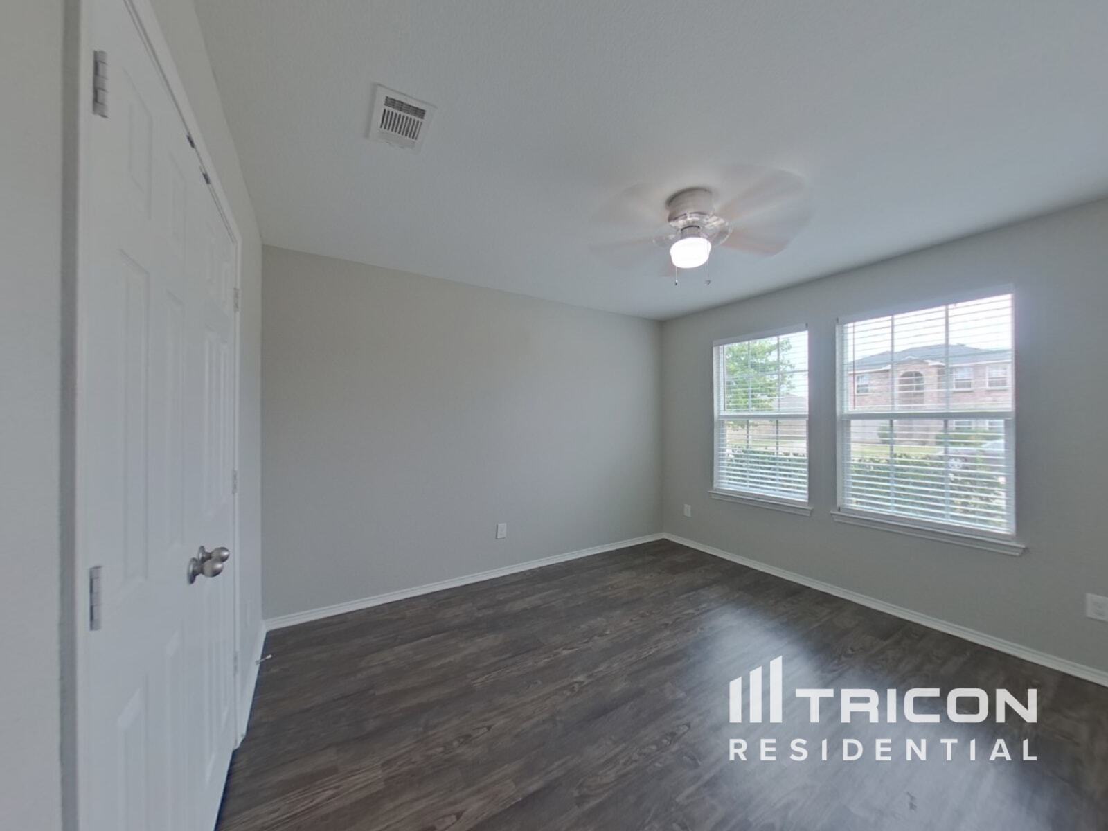 Building Photo - 9025 Puerto Vista Dr