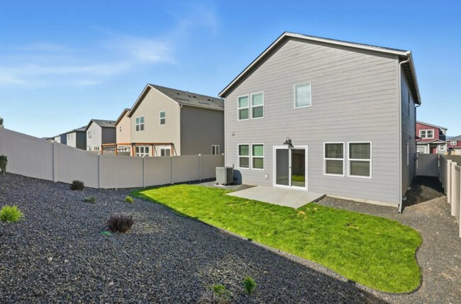 Building Photo - 20601 E Mdw Spg Lp