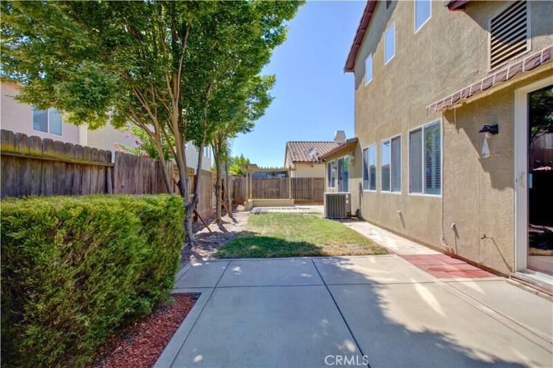Building Photo - 1286 Avignon Dr