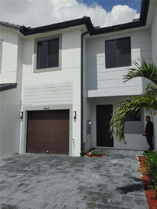 Building Photo - 34468 SW 191st Ct