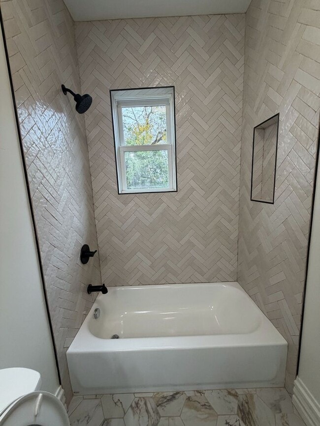 Building Photo - 3 Bedrooms | 2.5 Bathrooms | $3,000/month ...