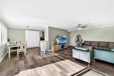 Building Photo - 13624 La Jolla Cir