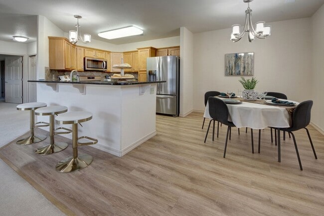 Building Photo - 1675 Little Bear Creek Point