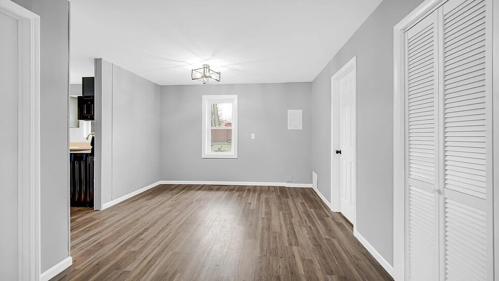 Building Photo - 3415 W 47th Ave
