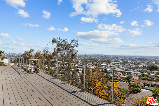 Building Photo - 1540 Marlay Dr