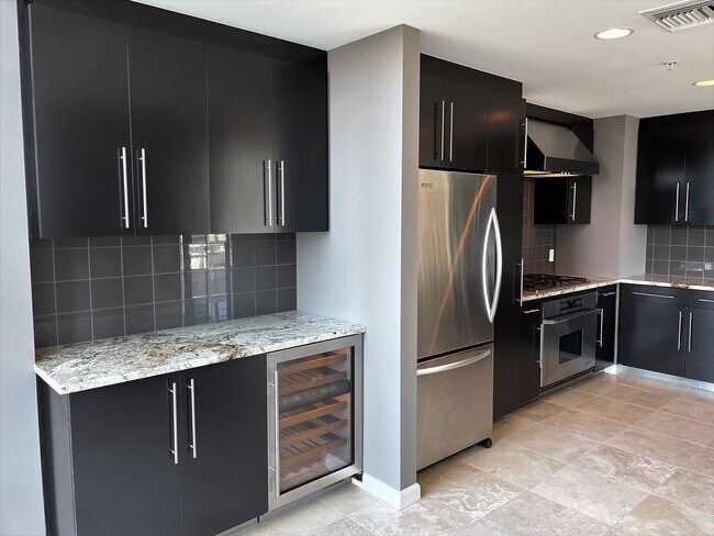 Building Photo - 1262 Kettner Blvd