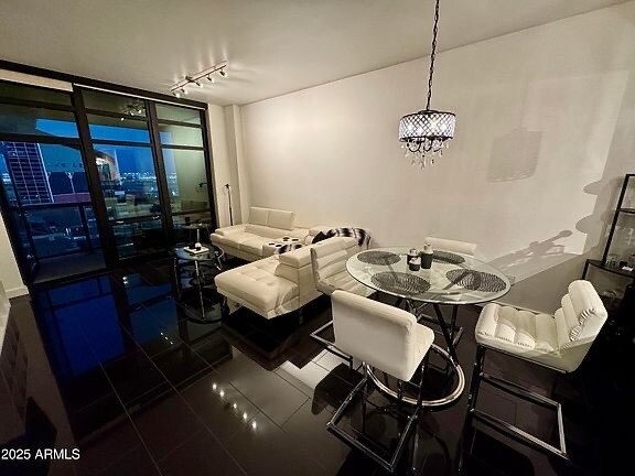 Building Photo - 310 S 4th St