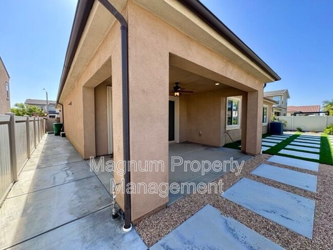 Building Photo - 34913 Limecrest Pl