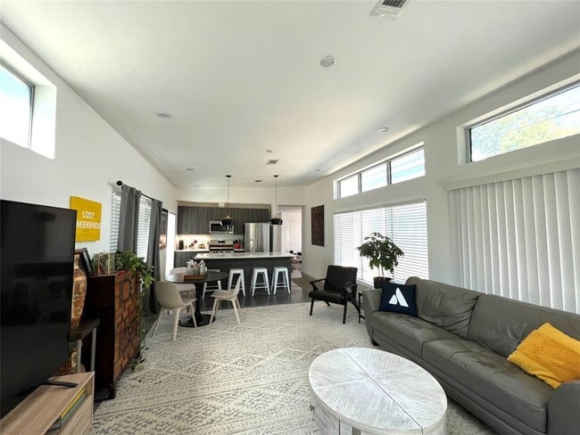 Building Photo - 1163 Perry Rd