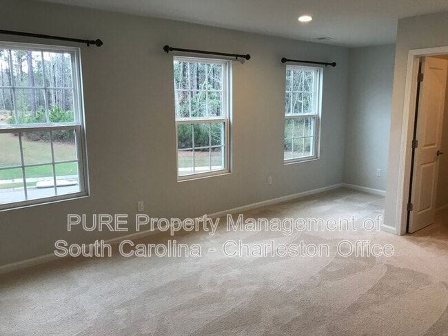 Building Photo - 3071 Conservancy Ln