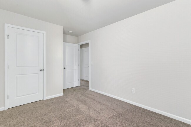 Building Photo - 728 Wayfinder Run