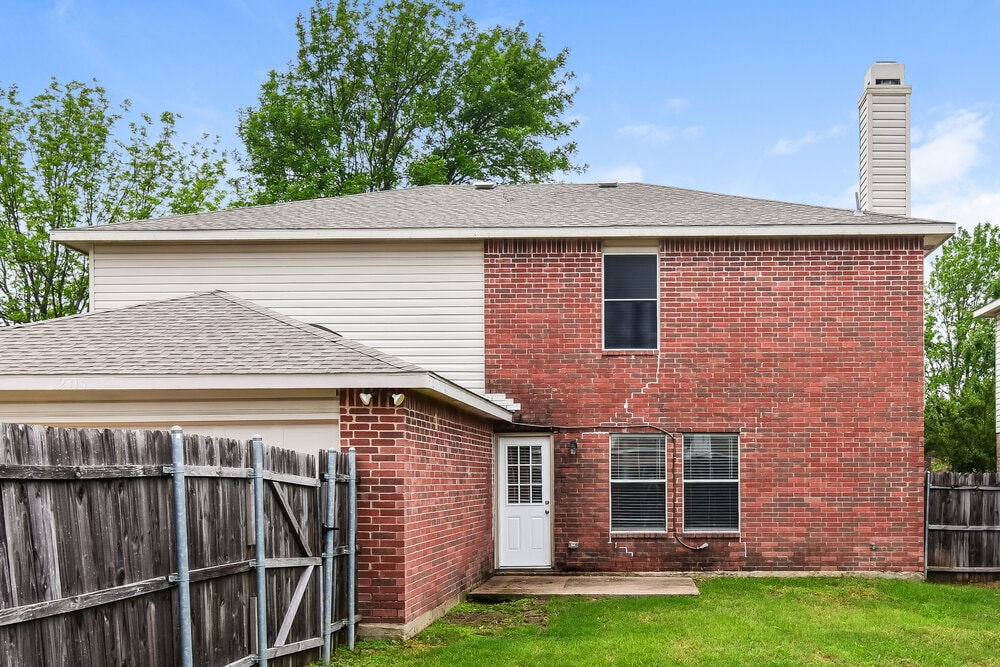 Building Photo - 2316 Graystone Dr