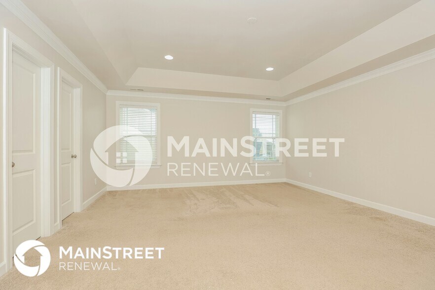 Building Photo - 9004 Outpost Dr