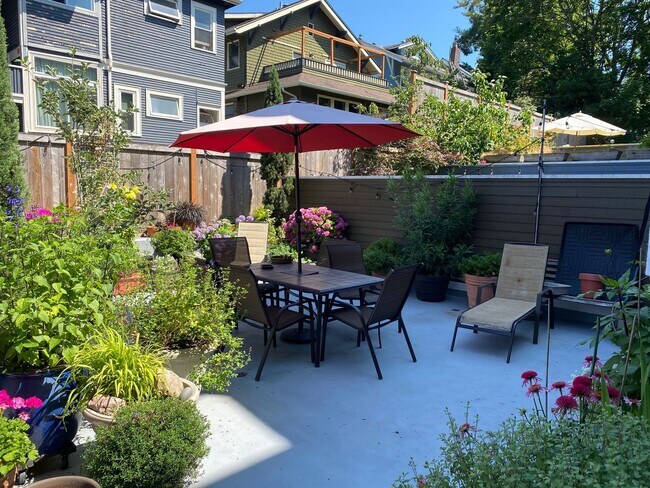 Building Photo - Embassy Condominiums - North Capitol Hill