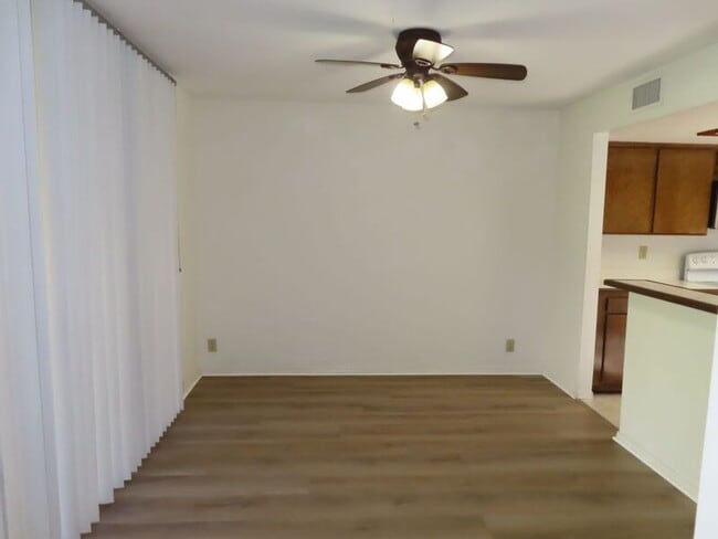 Building Photo - 29324 Vía Frontera