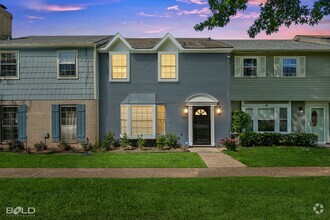 Building Photo - Great Town Home In Shreveport