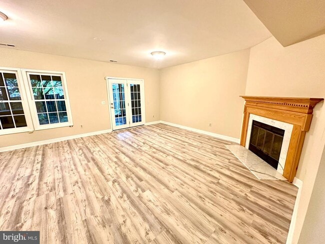 Building Photo - 6304 Crooked Oak Ln