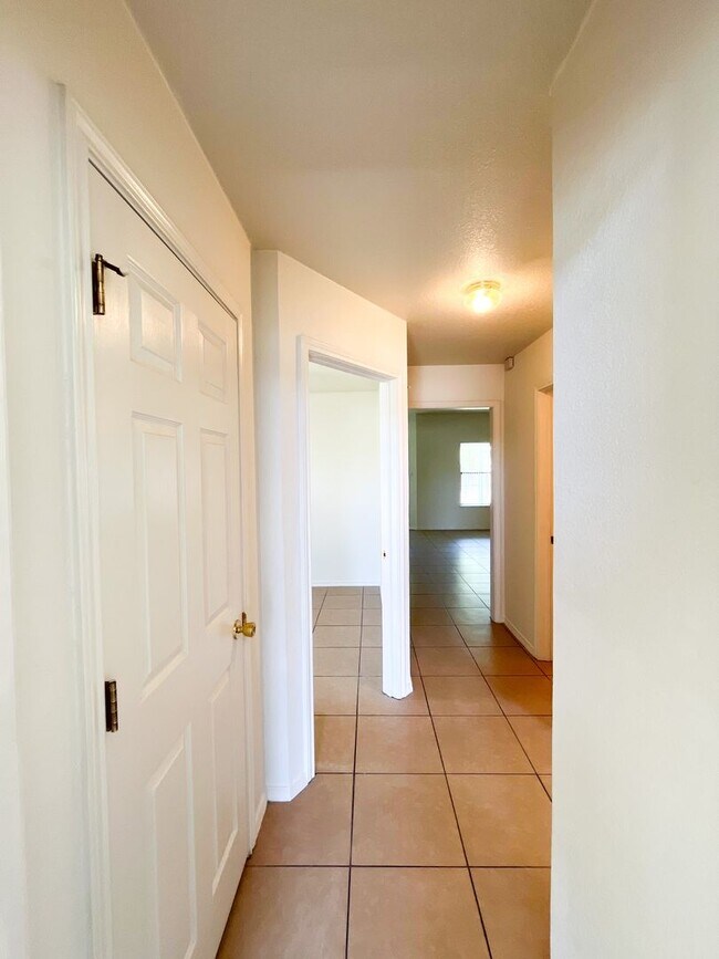 Building Photo - Available NOW!!!! Open floor plan features living room with fireplace, dining area, and large kit...