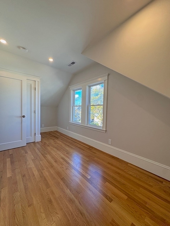 Building Photo - 14 White St