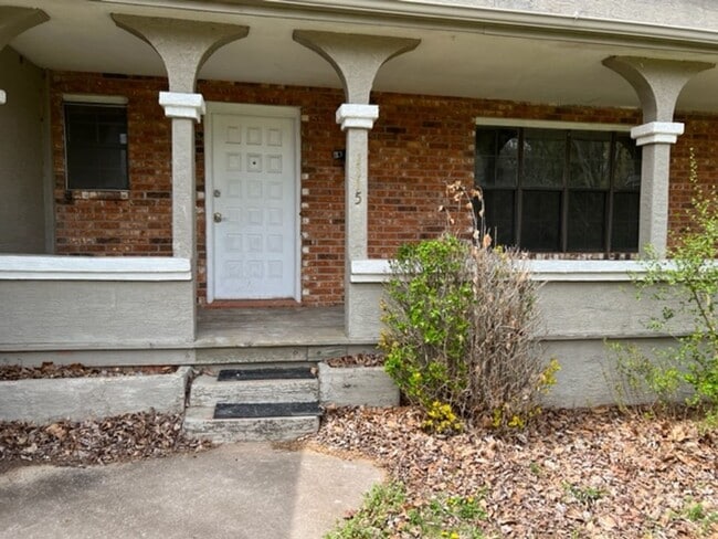 Building Photo - Four Bedroom Home on Over Half an Acre in Vandergriff School District