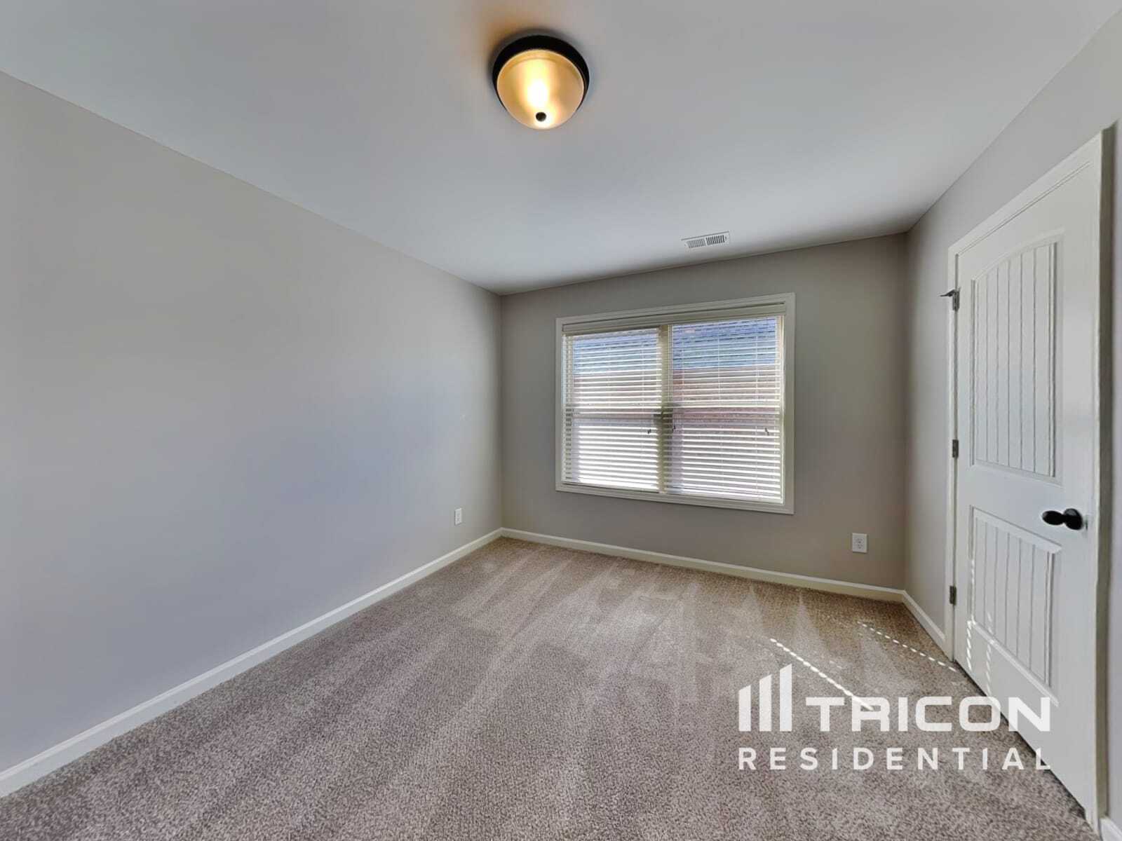 Building Photo - 978 Reddy Farm Ln