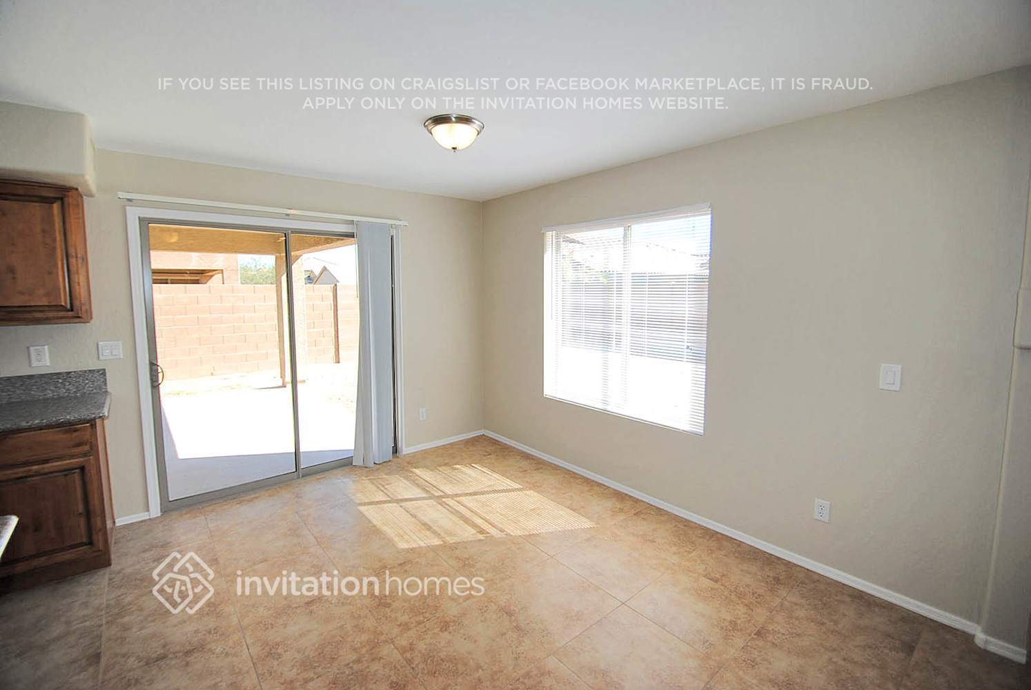 Building Photo - 15439 W Cottonwood Cir