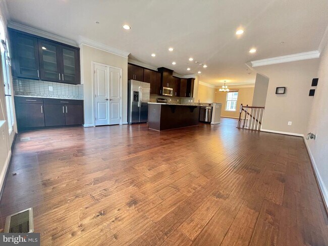 Building Photo - 9162 Landon House Ln