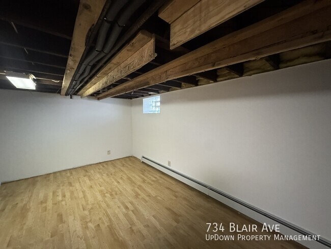 Building Photo - 734 Blair Ave