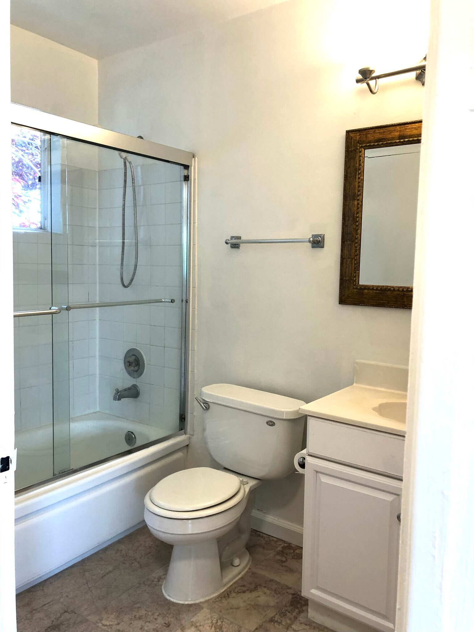 Building Photo - 3019 Bateman St