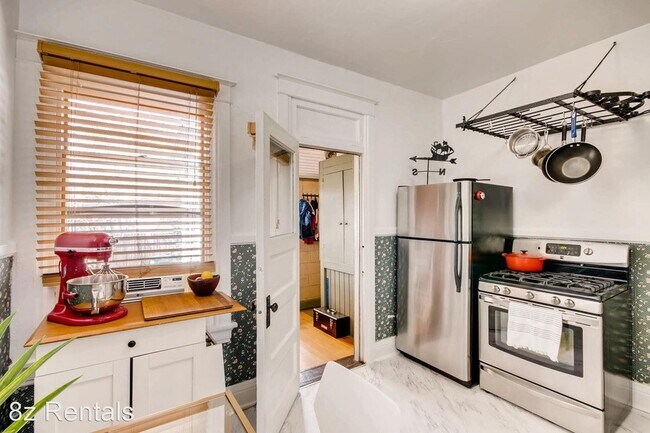 Building Photo - 1 br, 1 bath House - 125 E Exposition Ave