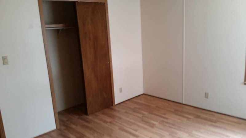 Building Photo - 3841 SE 85th St