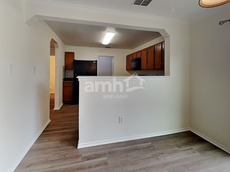 Building Photo - 12218 Mountain Pine